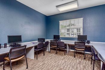 River Trace_Business Center
